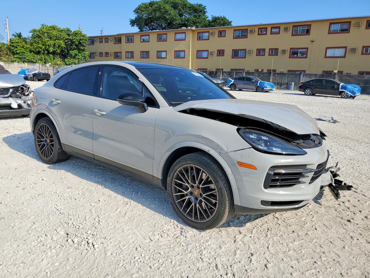 Porsche Cayenne Coupe