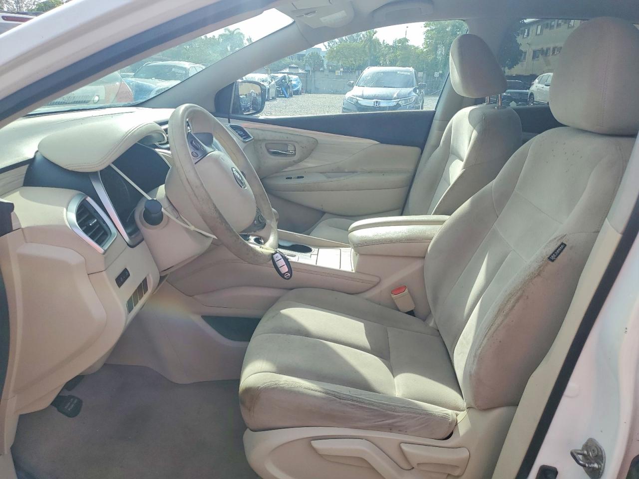 Nissan Murano S