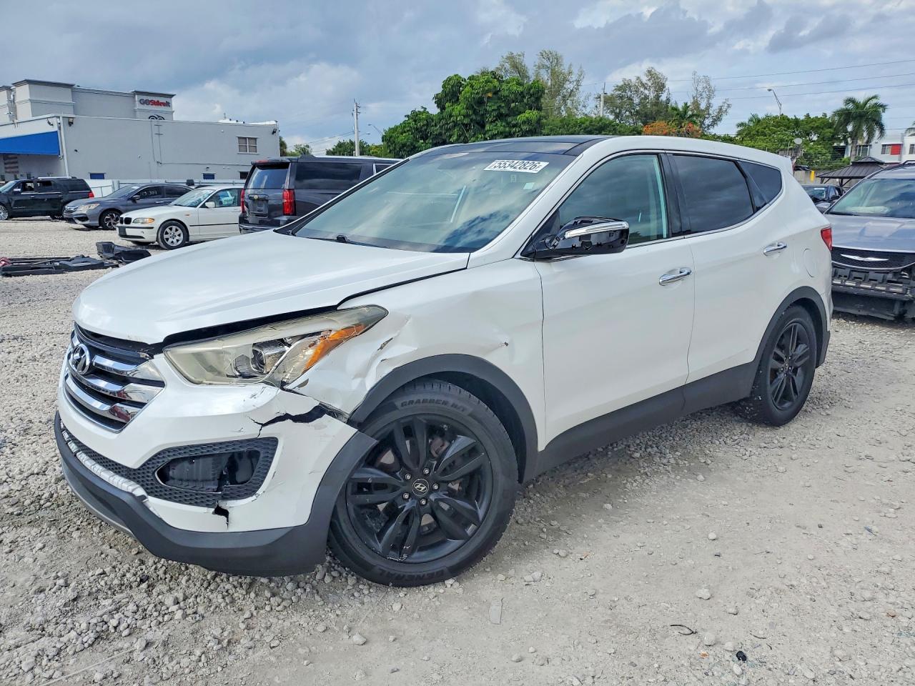 Salvage Hyundai SANTA FE Image