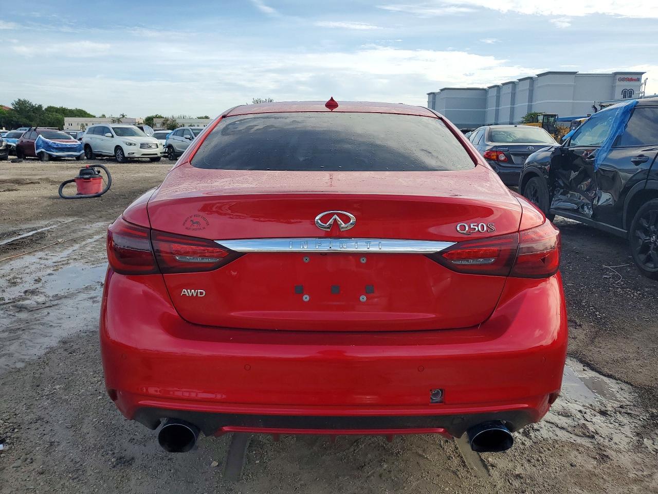 INFINITI Q50 Red Sport 400