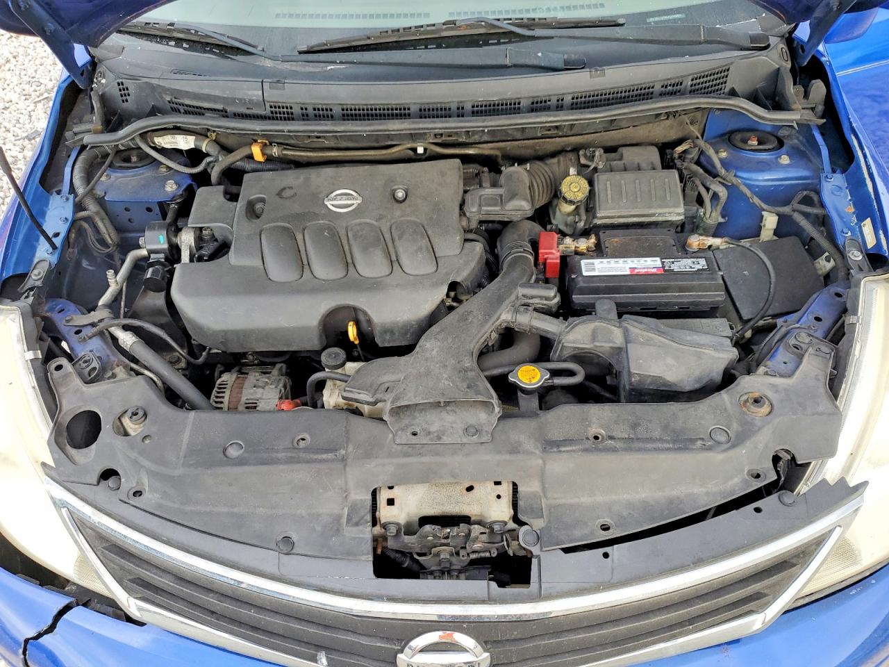 Nissan Versa 1.8 S