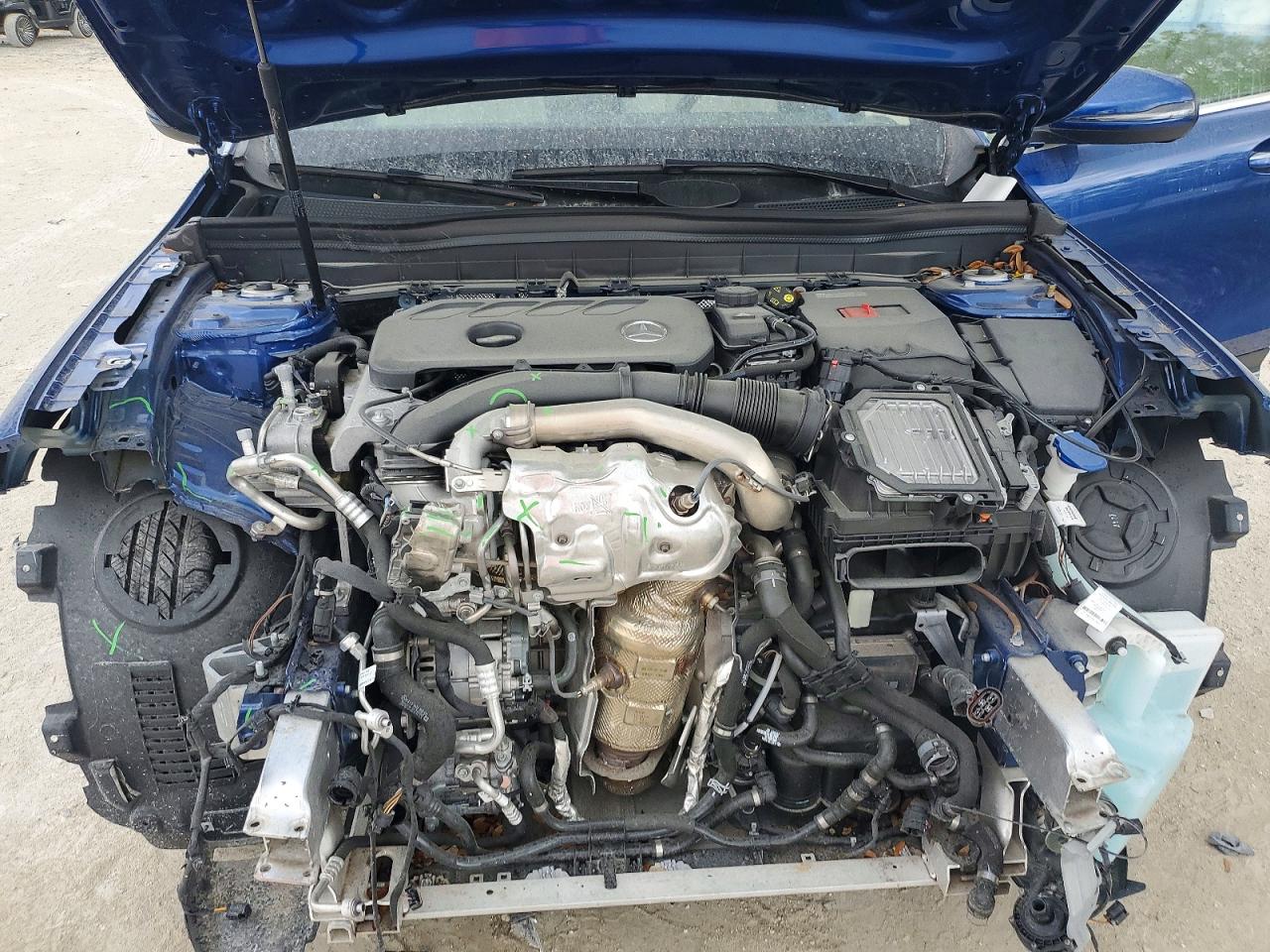 Mercedes-Benz GLB 250