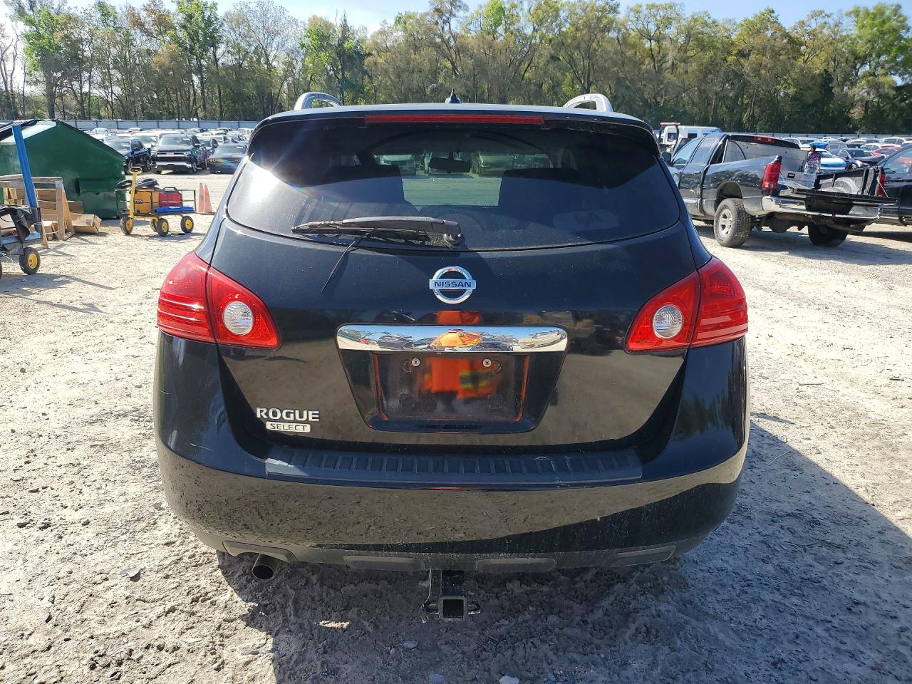 Nissan Rogue S