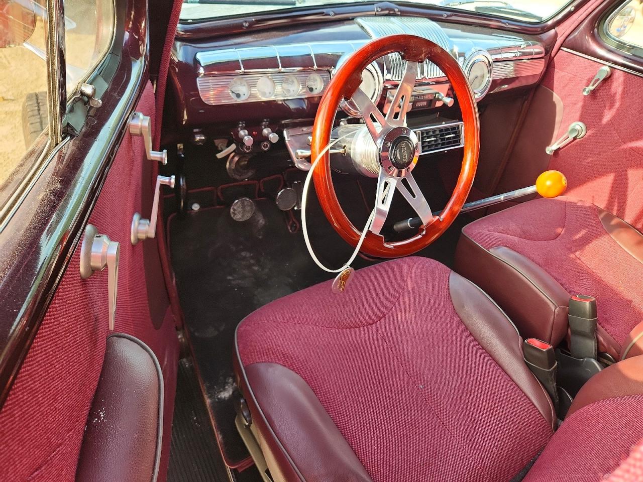 Ford Custom