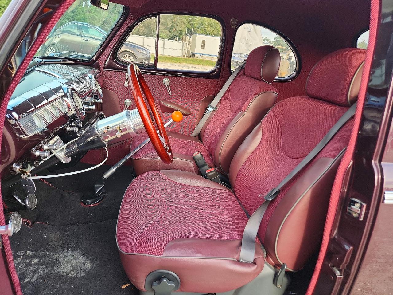 Ford Custom