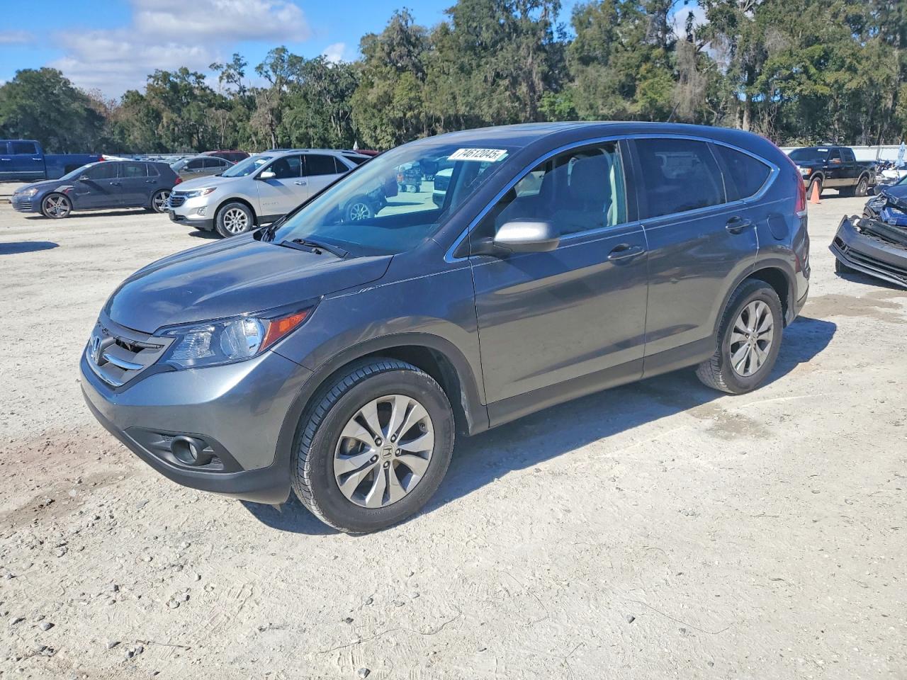Salvage Honda CR-V Image