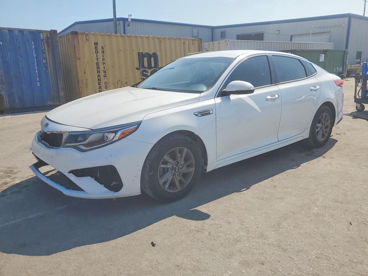 Salvage Kia Optima Image