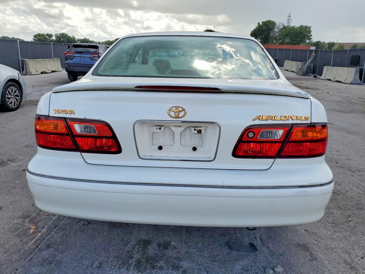 Toyota Avalon Xls