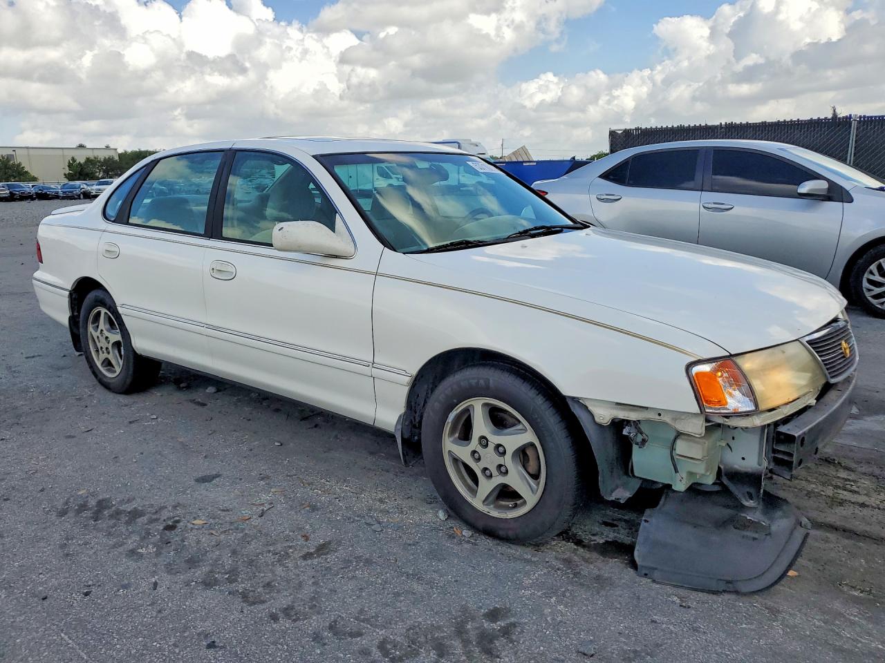 Toyota Avalon Xls