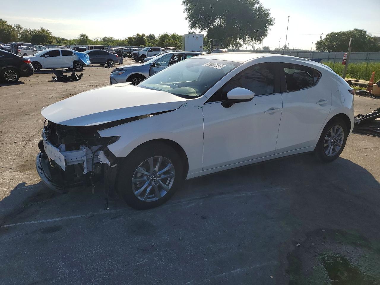 Salvage Mazda 3 Image