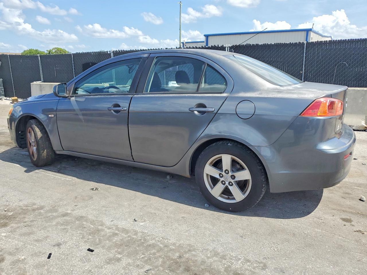 Mitsubishi Lancer Es