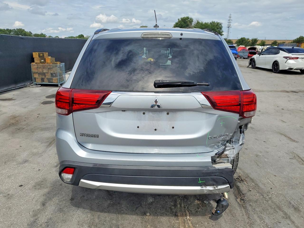 Mitsubishi Outlander Se