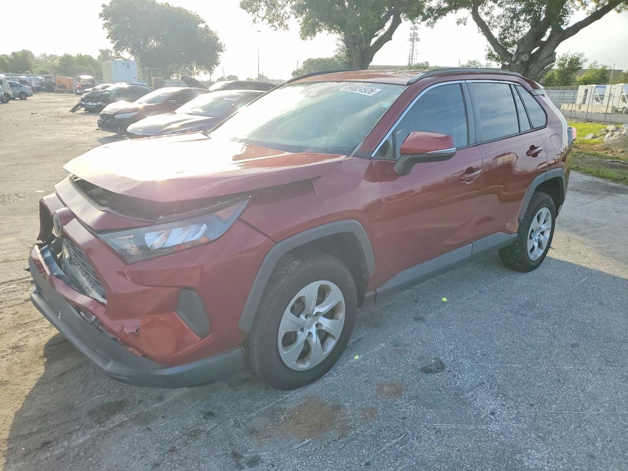 Salvage Toyota RAV4 Image