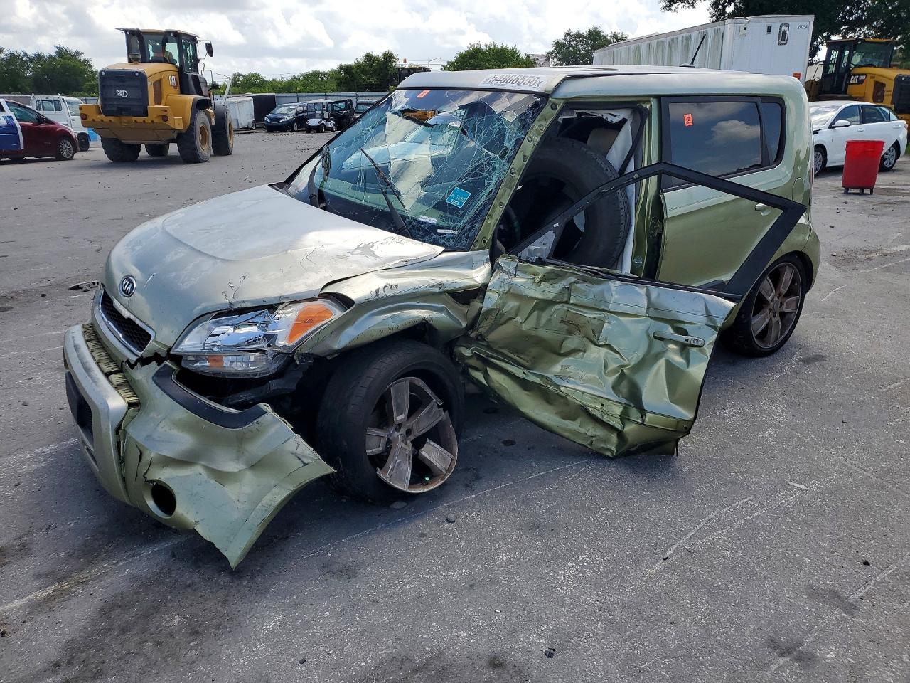Salvage Kia Soul Image
