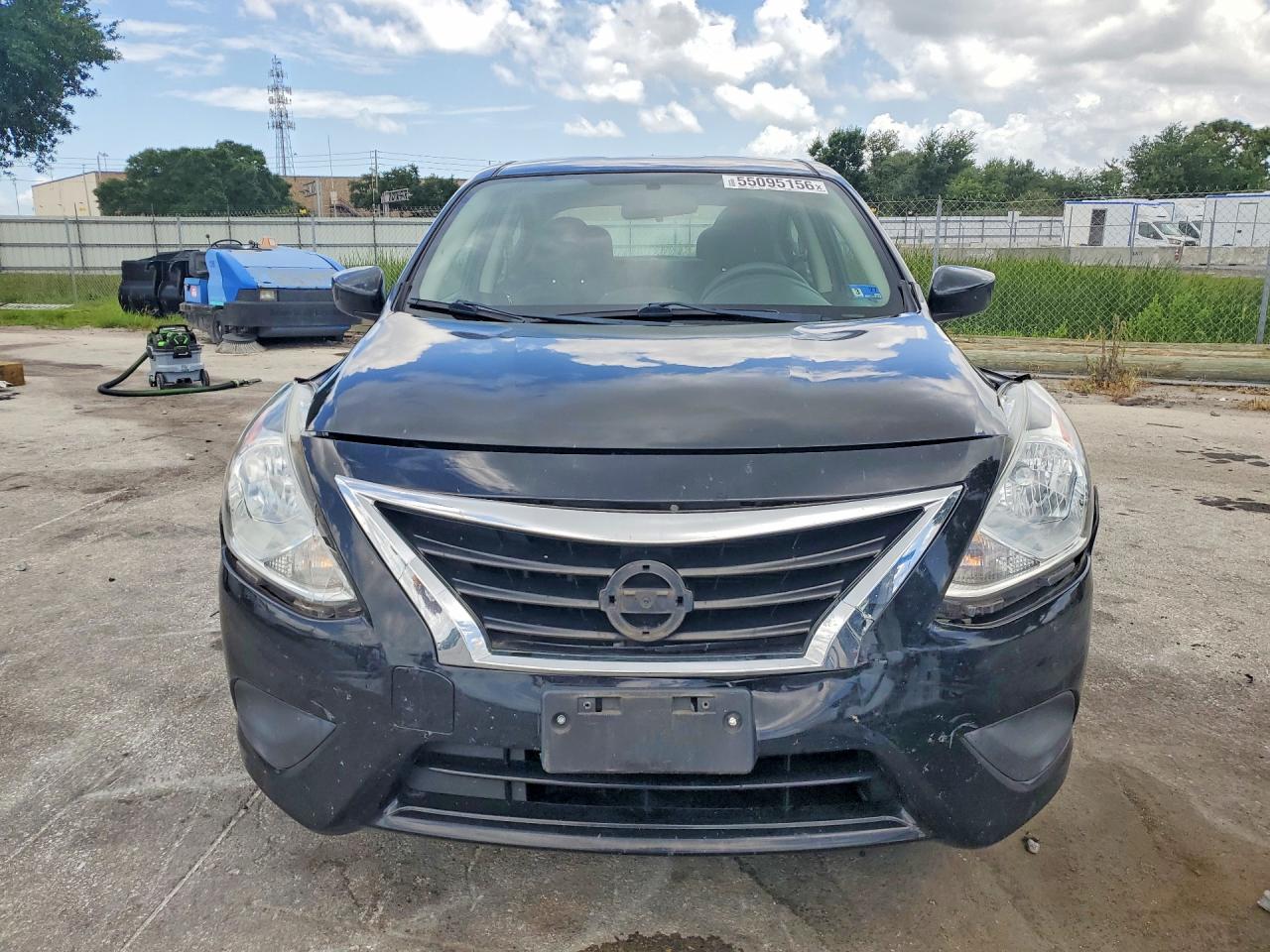 Nissan Versa 1.6 Sv