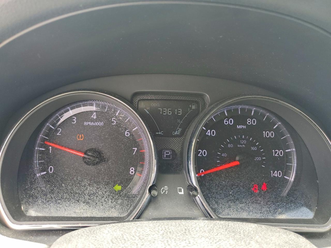 Nissan Versa 1.6 Sv