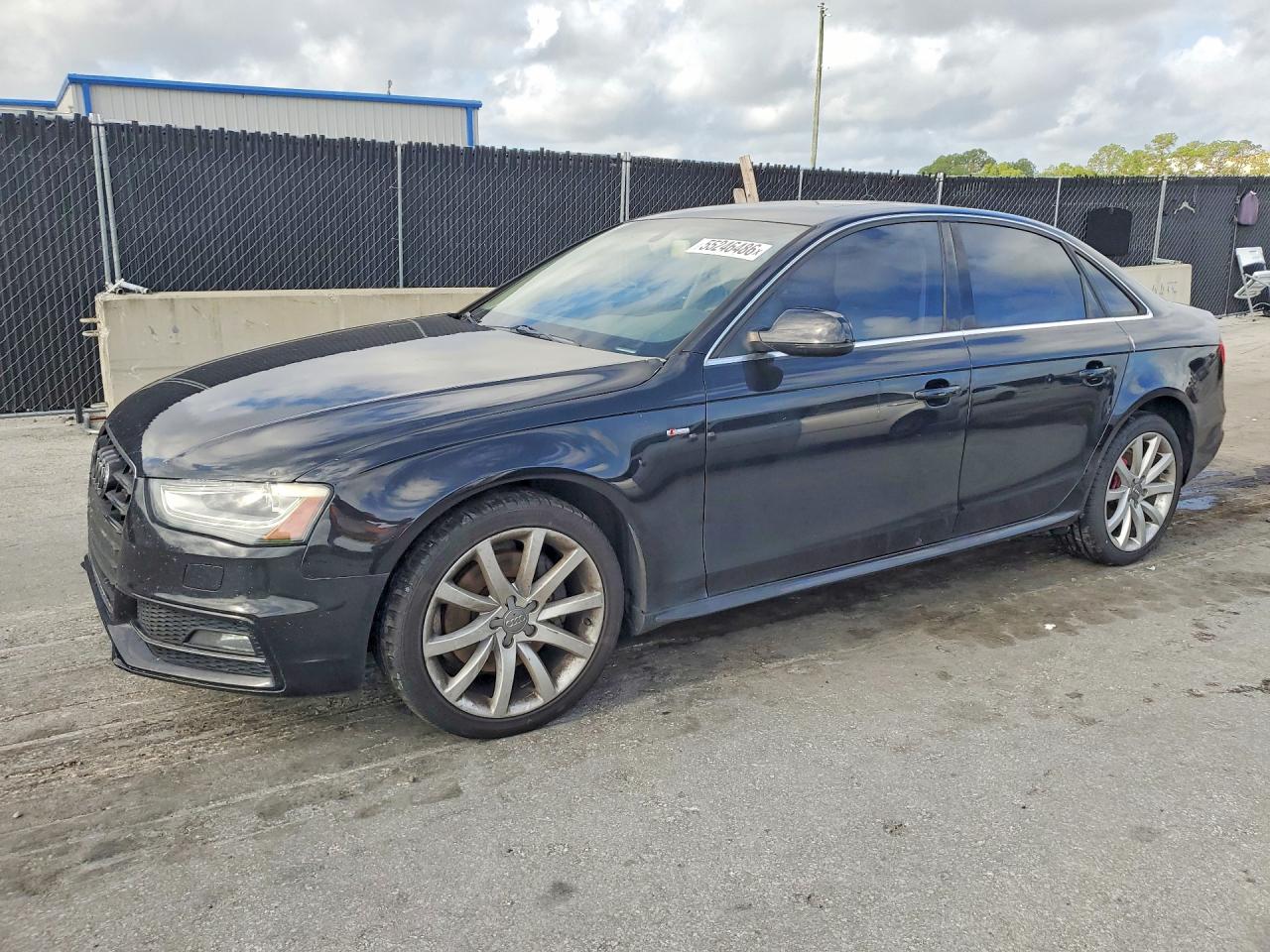 Salvage Audi A4 Image