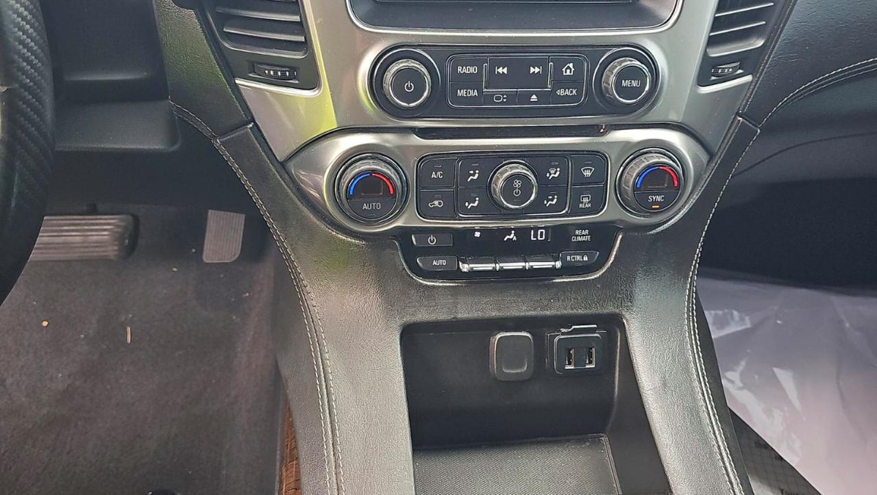 Chevrolet Suburban C1500 Ls