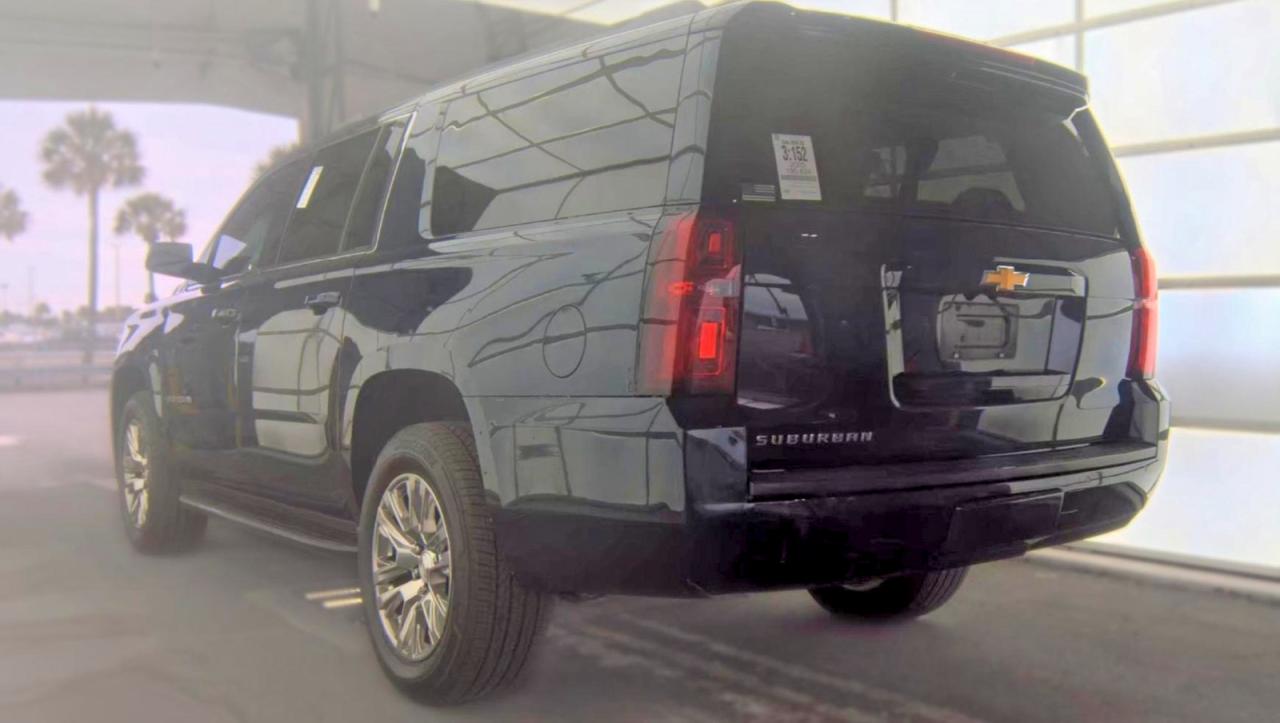 Chevrolet Suburban C1500 Ls