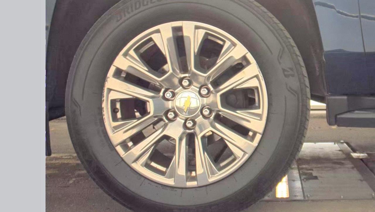 Chevrolet Suburban C1500 Ls