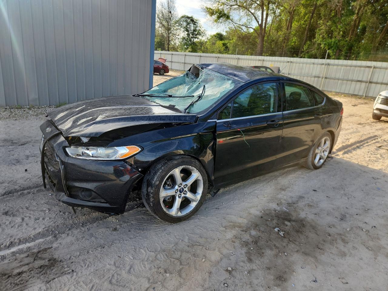 Salvage Ford Fusion Image