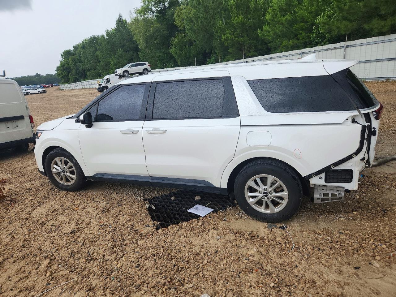 Kia Carnival Lx