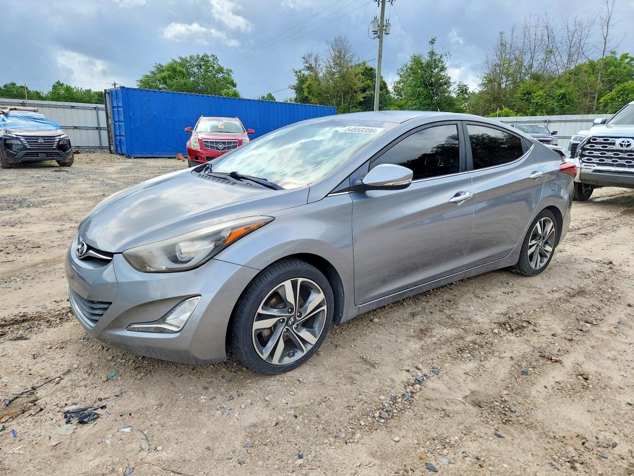 Salvage Hyundai ELANTRA Image