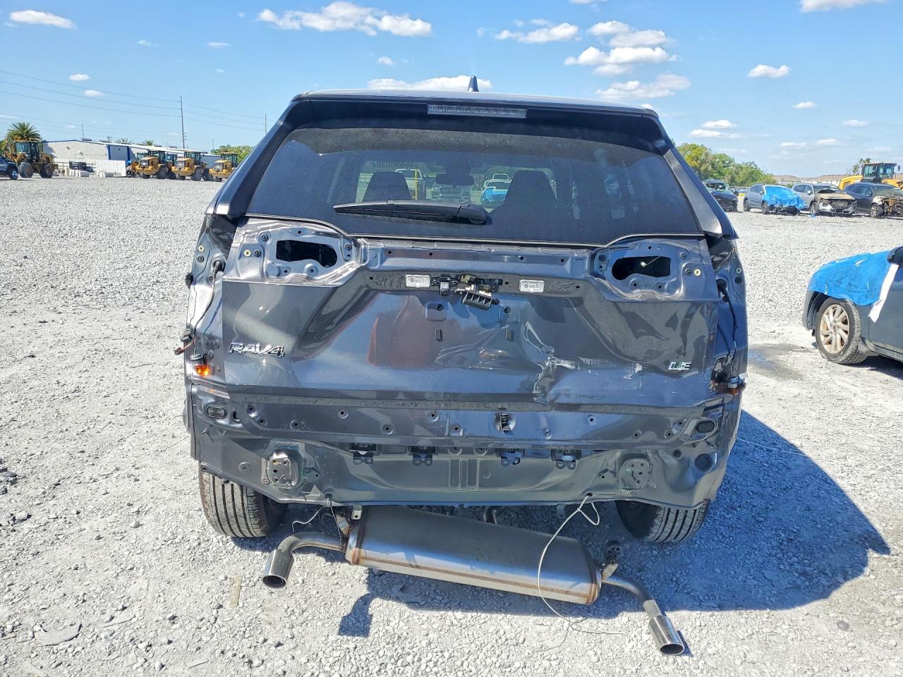 Toyota RAV4 Le