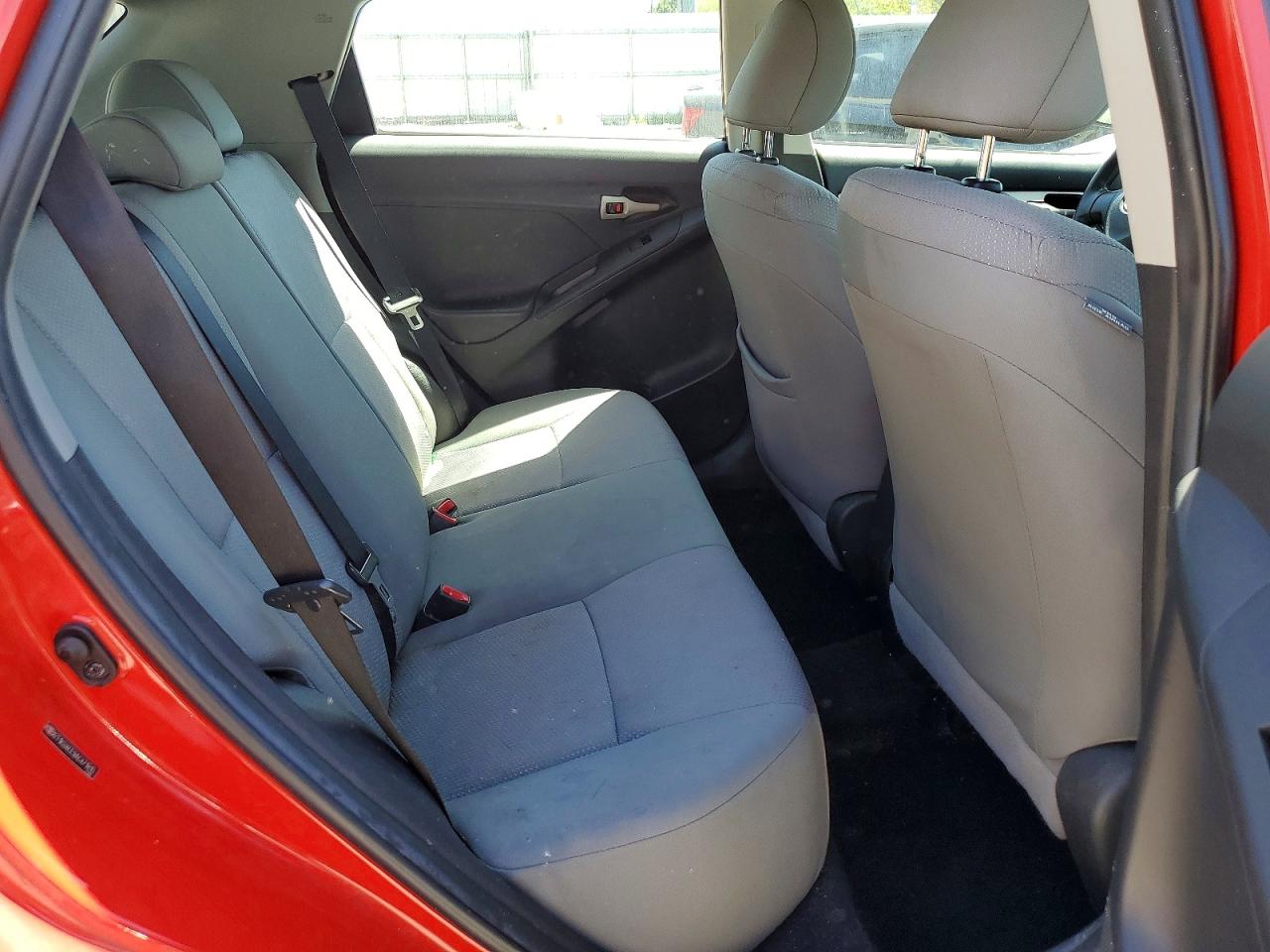 Toyota Matrix Base