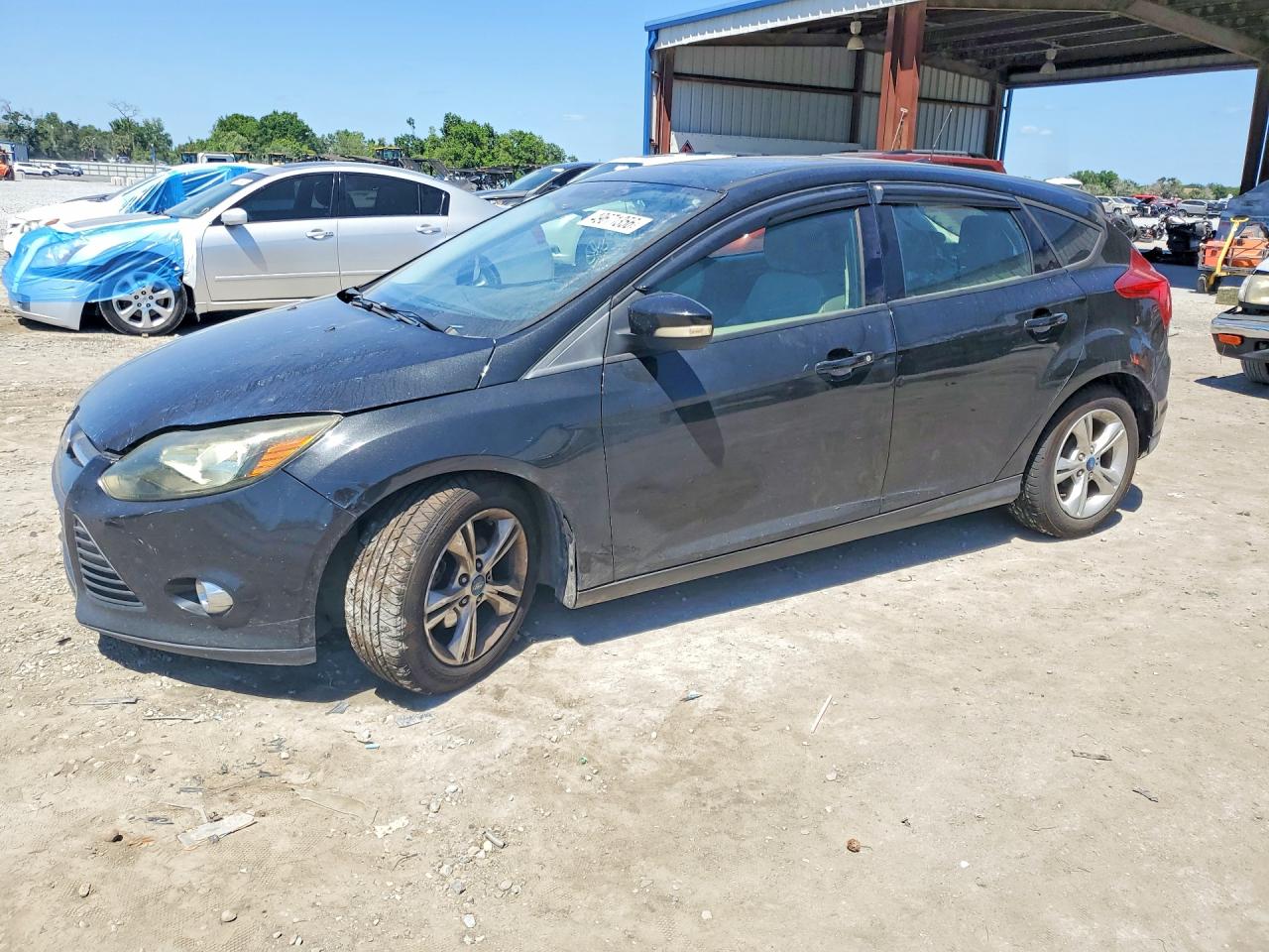 Salvage Ford Focus Image