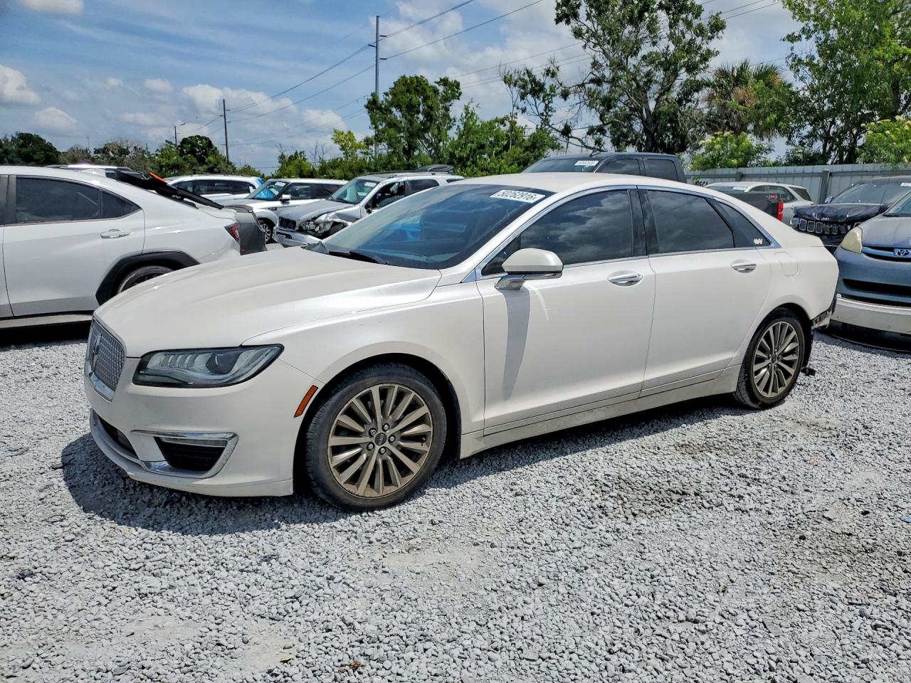 Salvage Lincoln MKZ Image