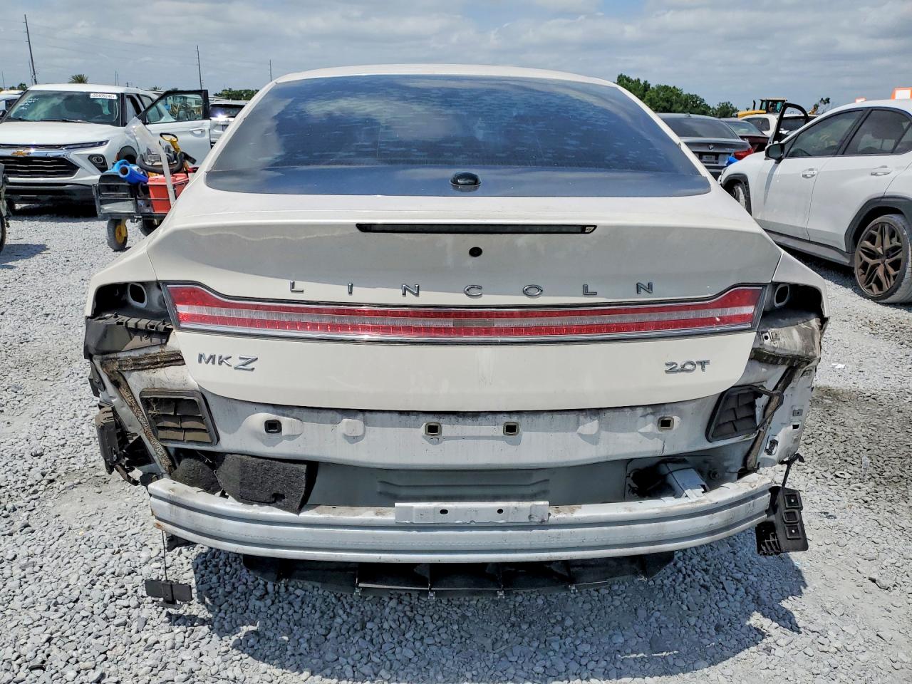 Lincoln MKZ