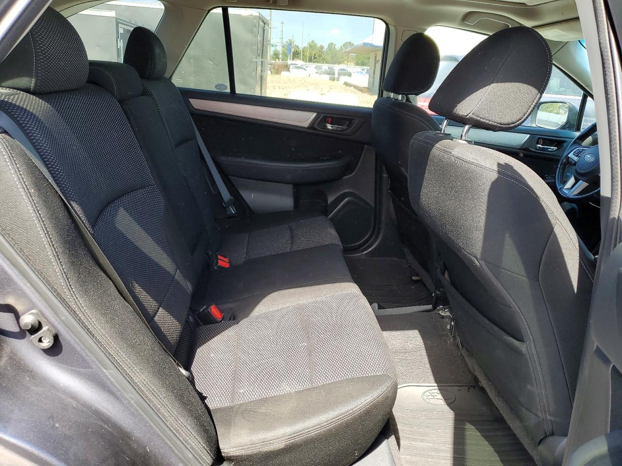 Subaru Outback 2.5i Premium