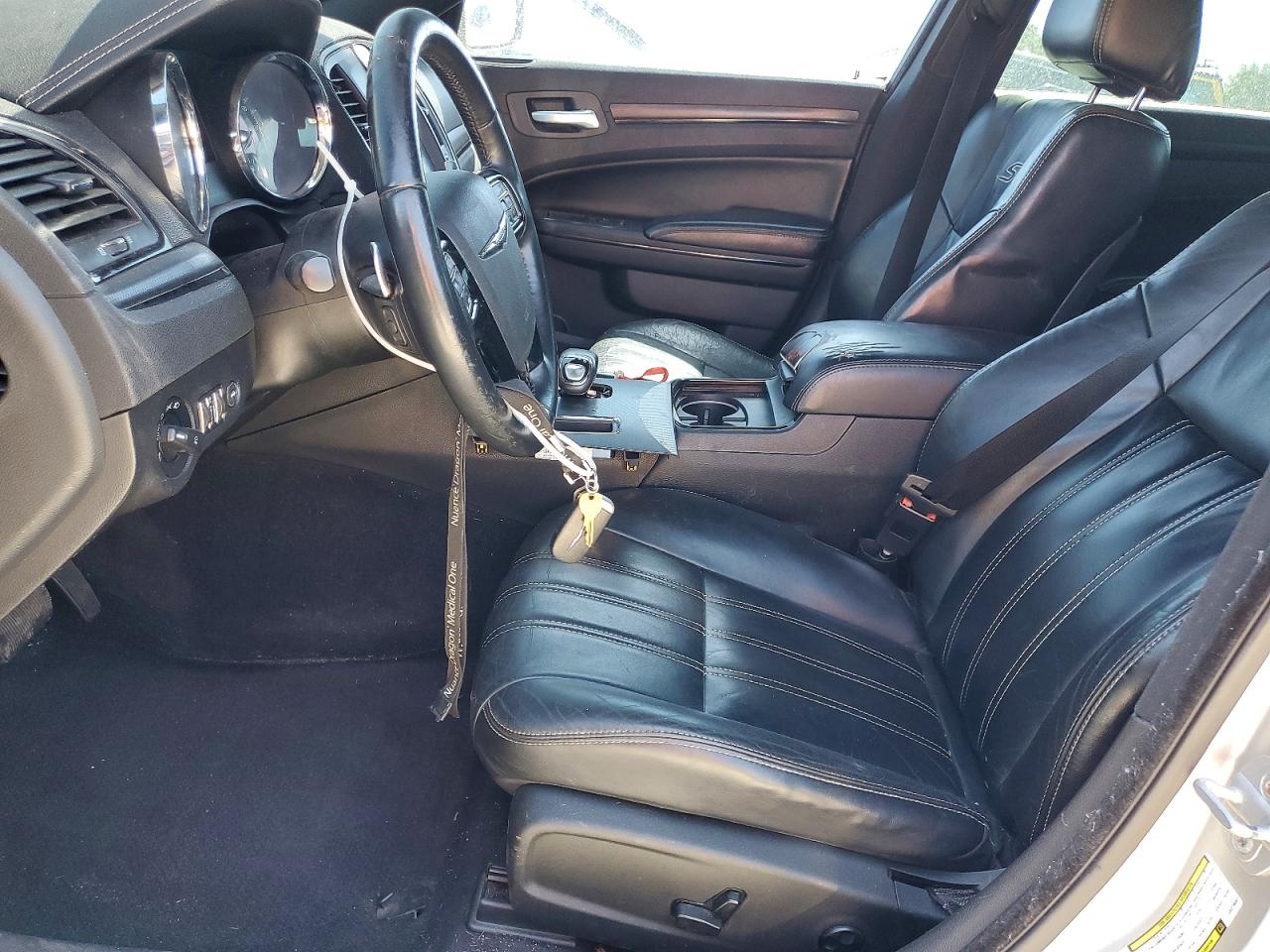 Chrysler 300 S