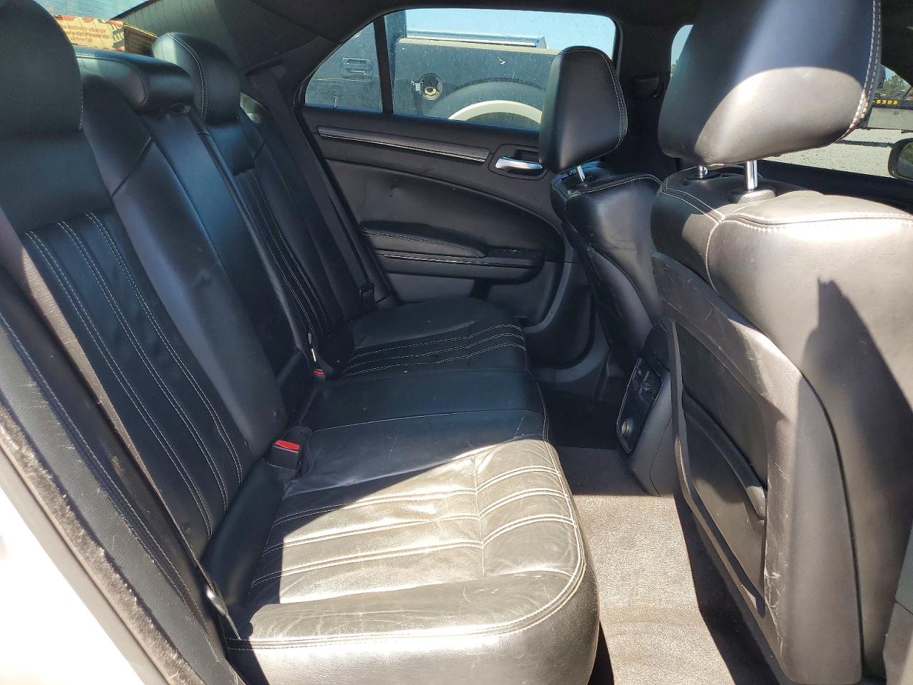 Chrysler 300 S
