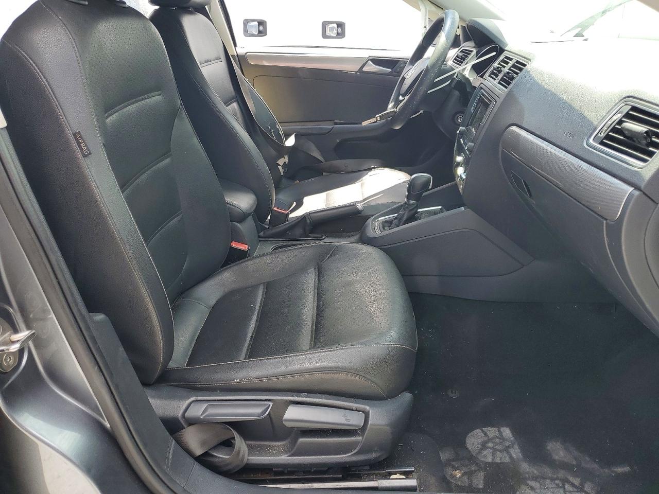 Volkswagen Jetta Se