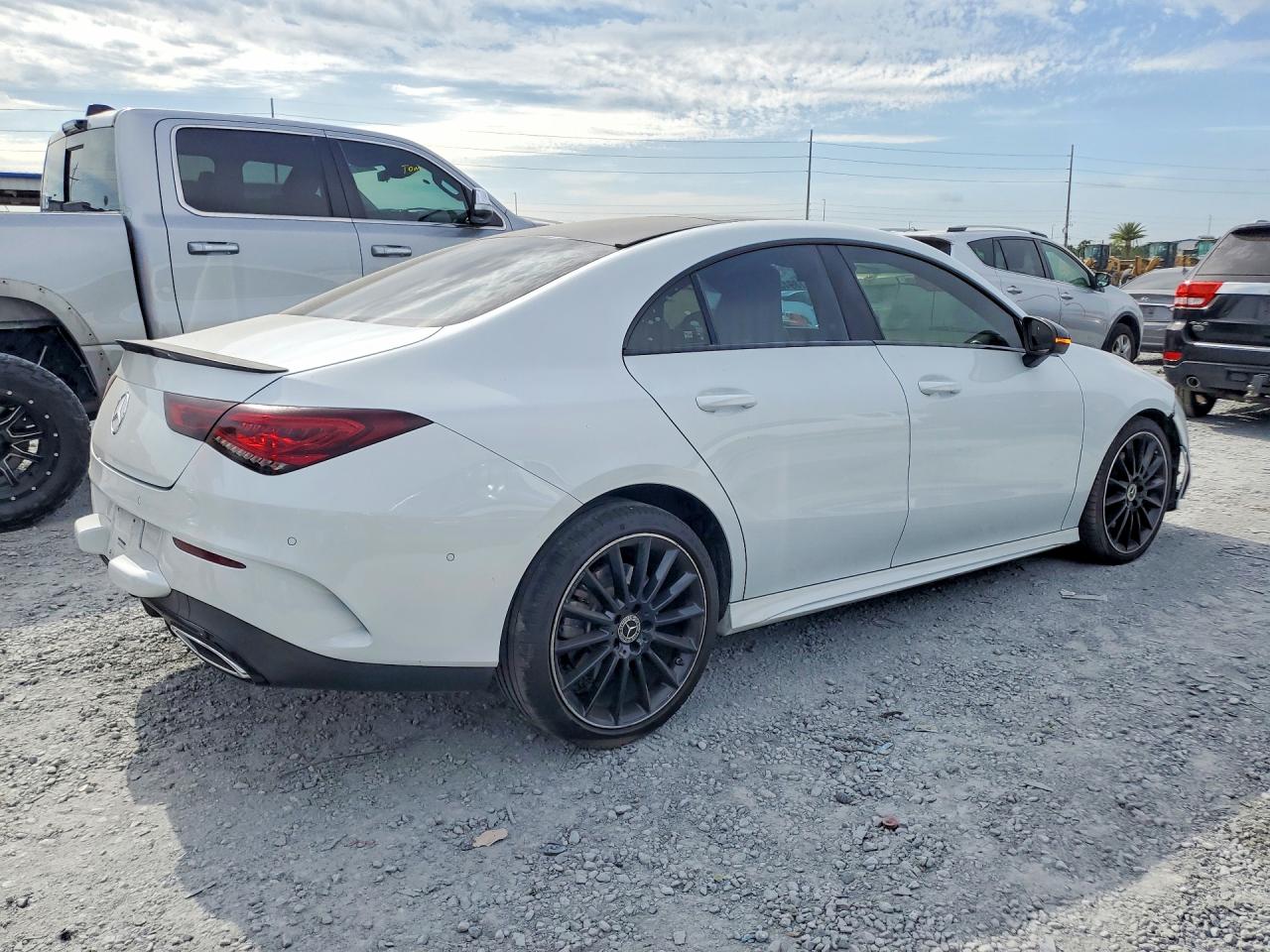 Mercedes-Benz Cla-class 250