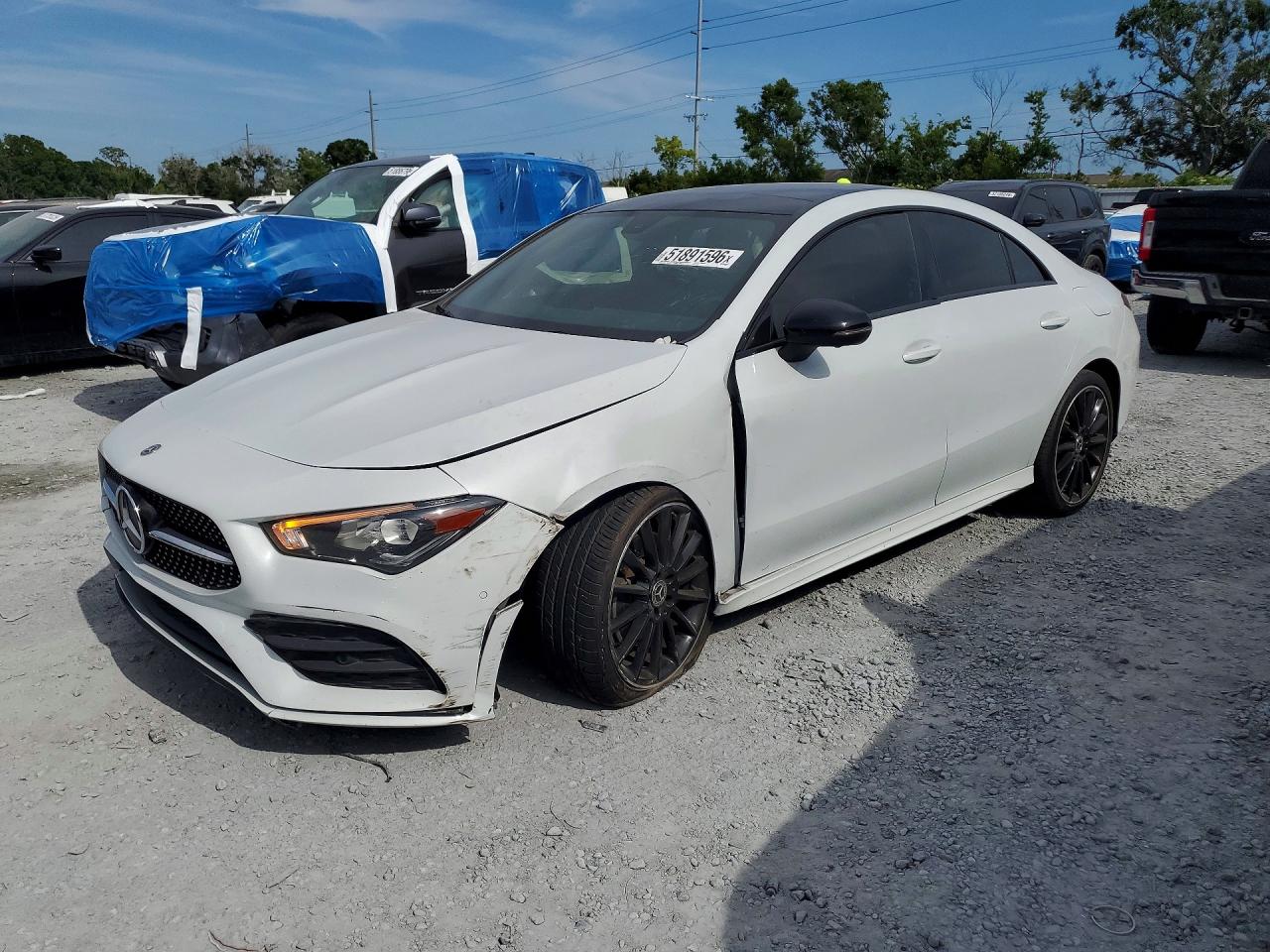 Salvage Mercedes-Benz Cla-class Image