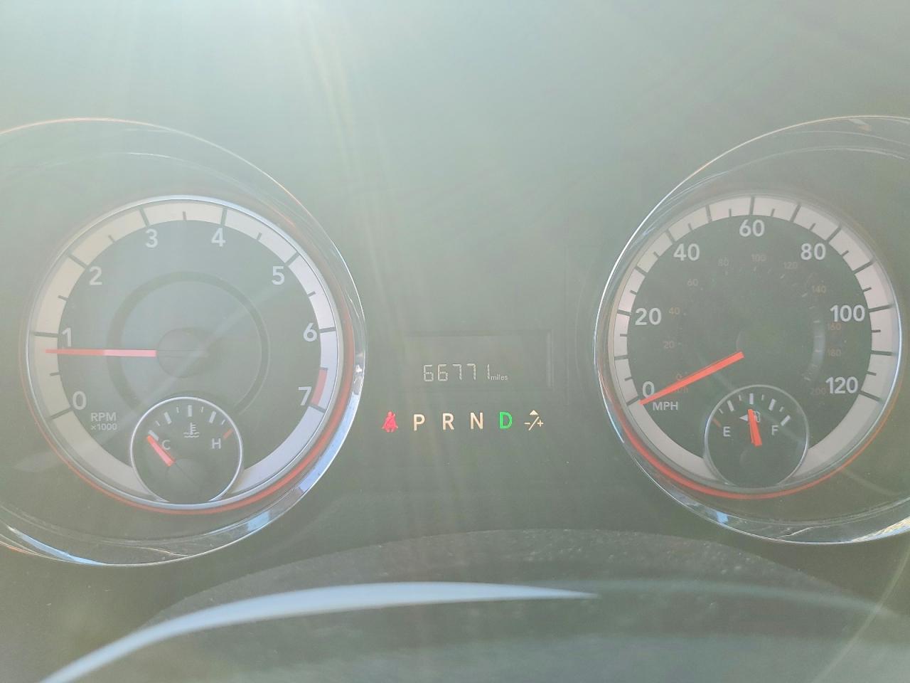 Dodge Caravan Sxt