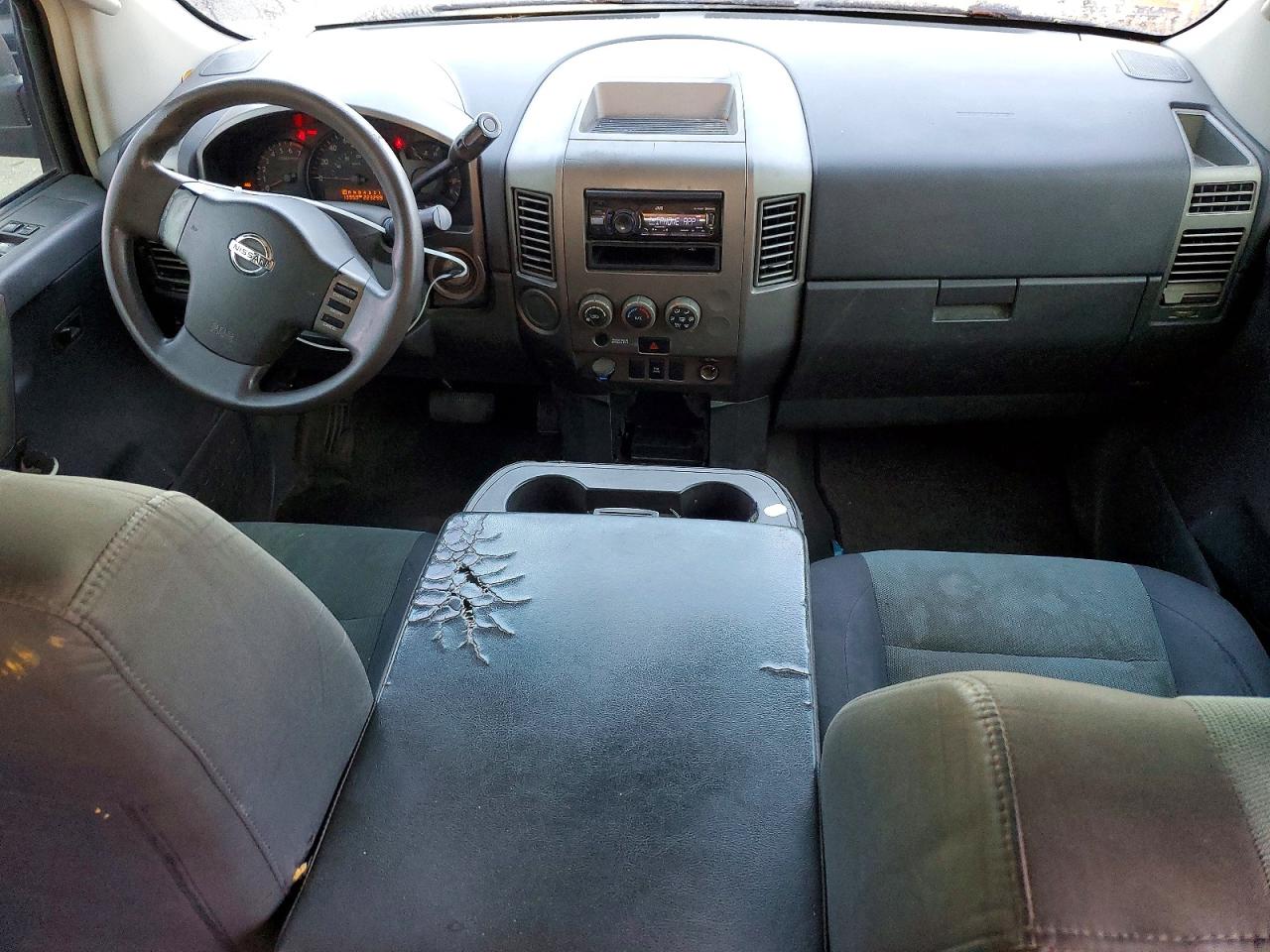 Nissan Titan Xe