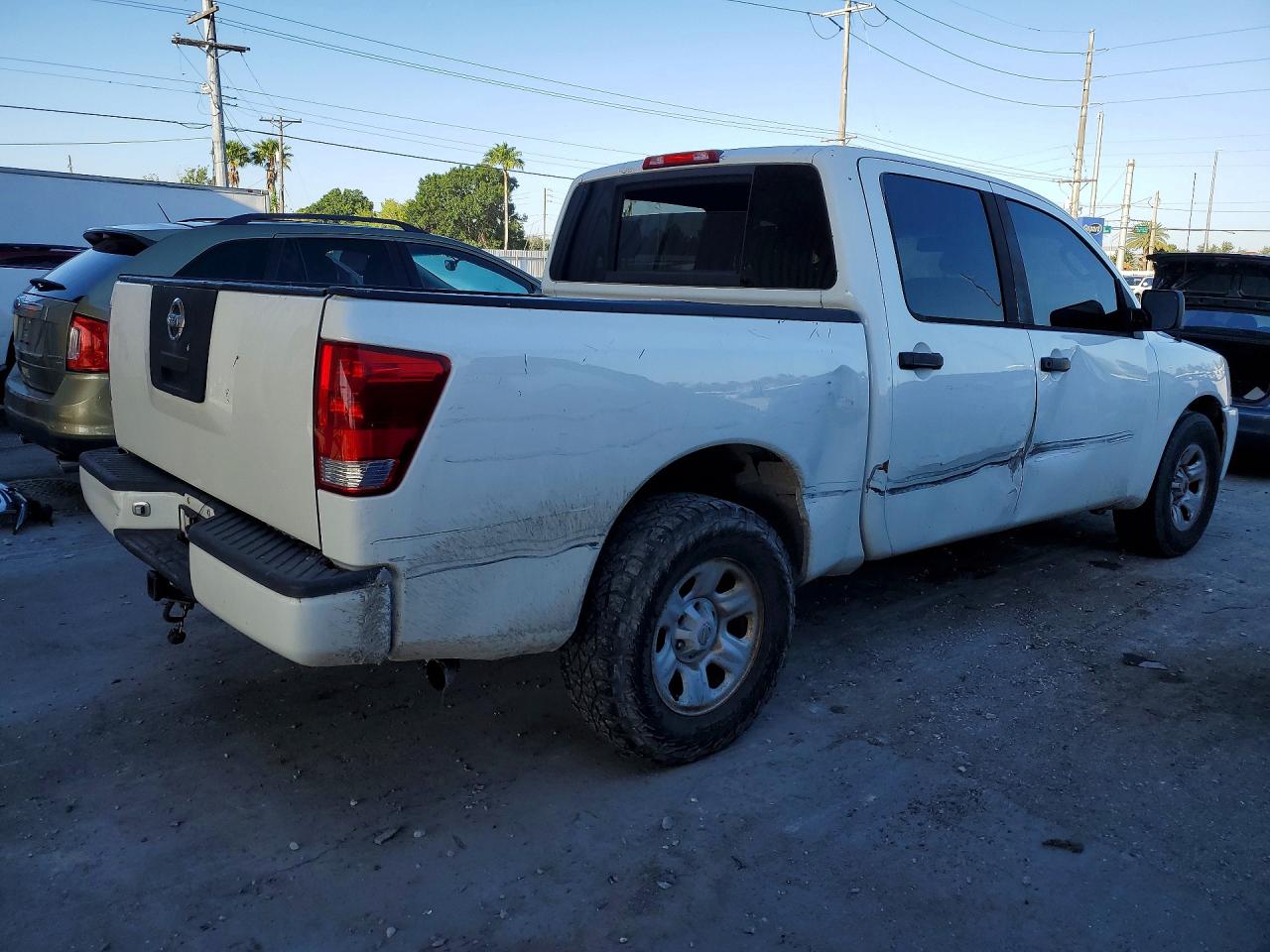 Nissan Titan Xe