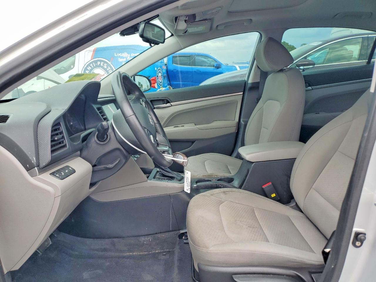 Hyundai ELANTRA Value Edition