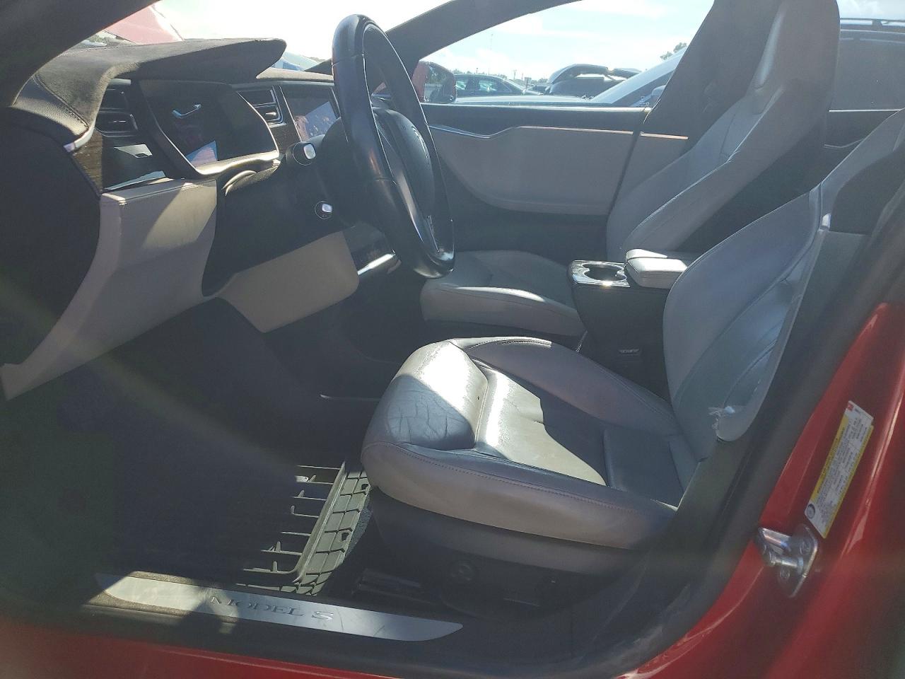 Tesla Model S 90d