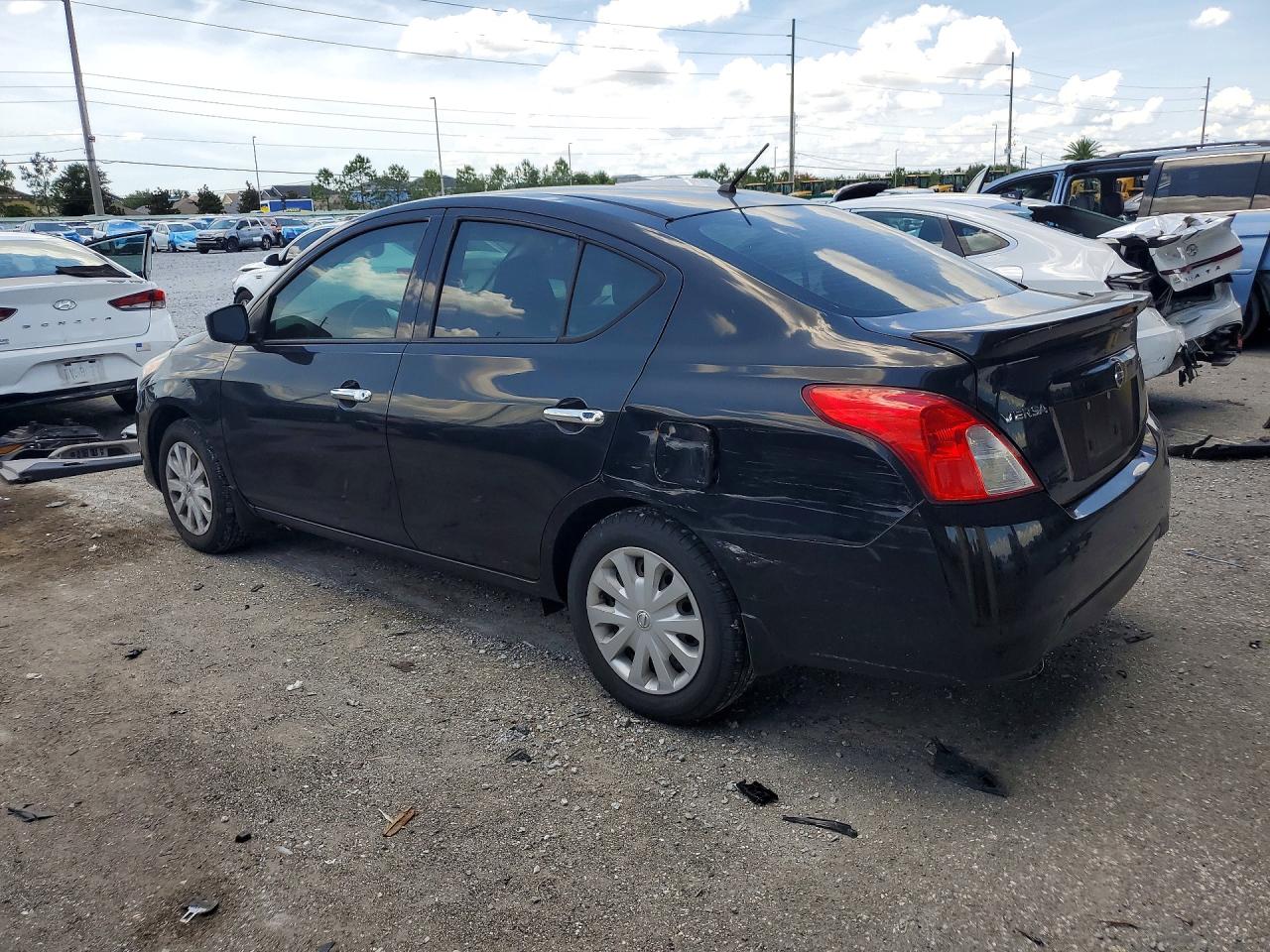 Nissan Versa 1.6 Sv