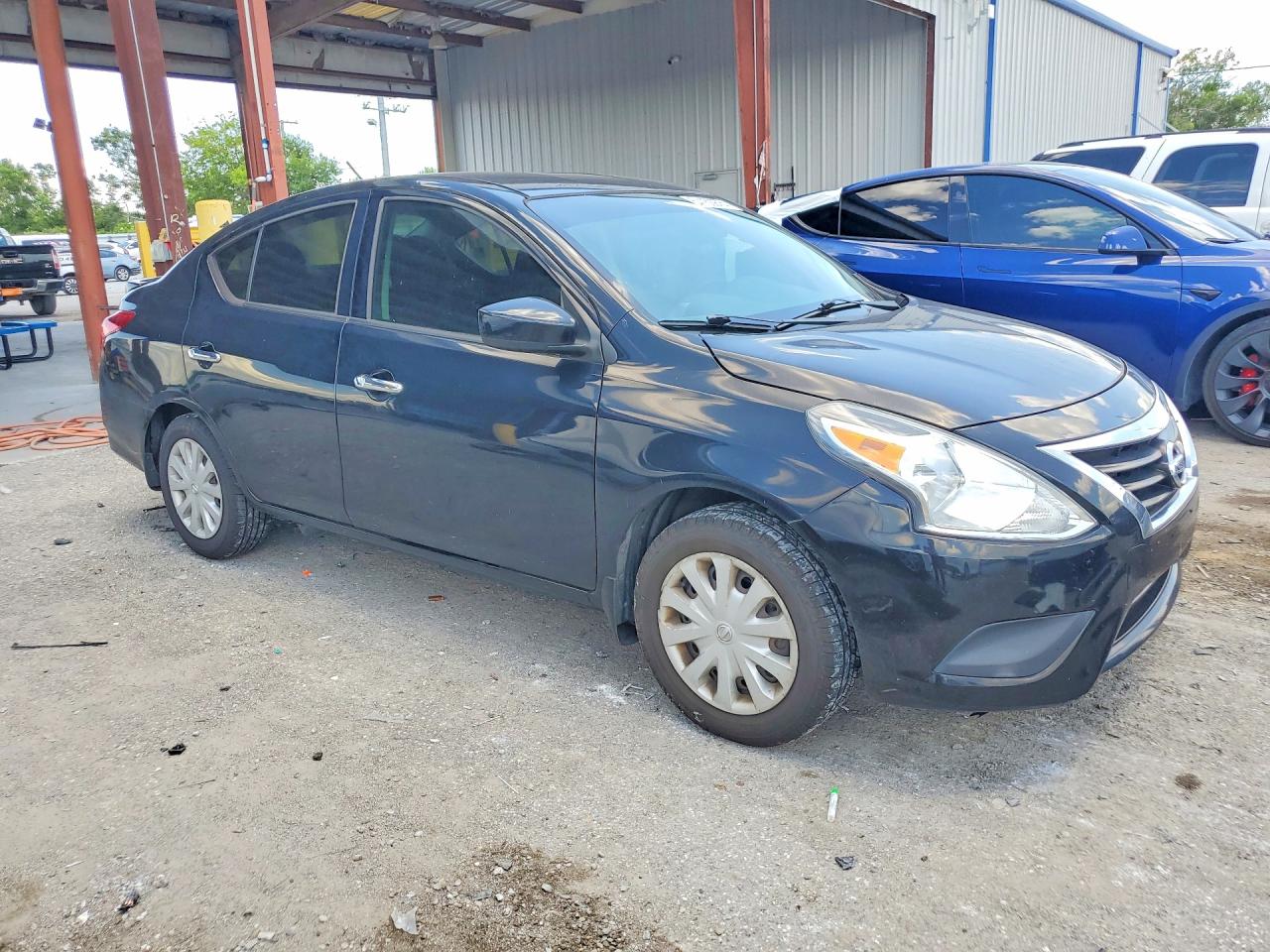 Nissan Versa 1.6 Sv
