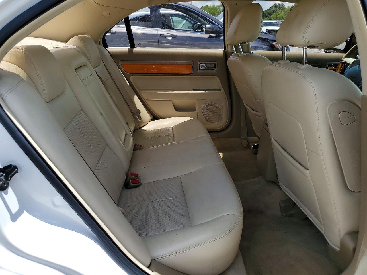 Lincoln MKZ