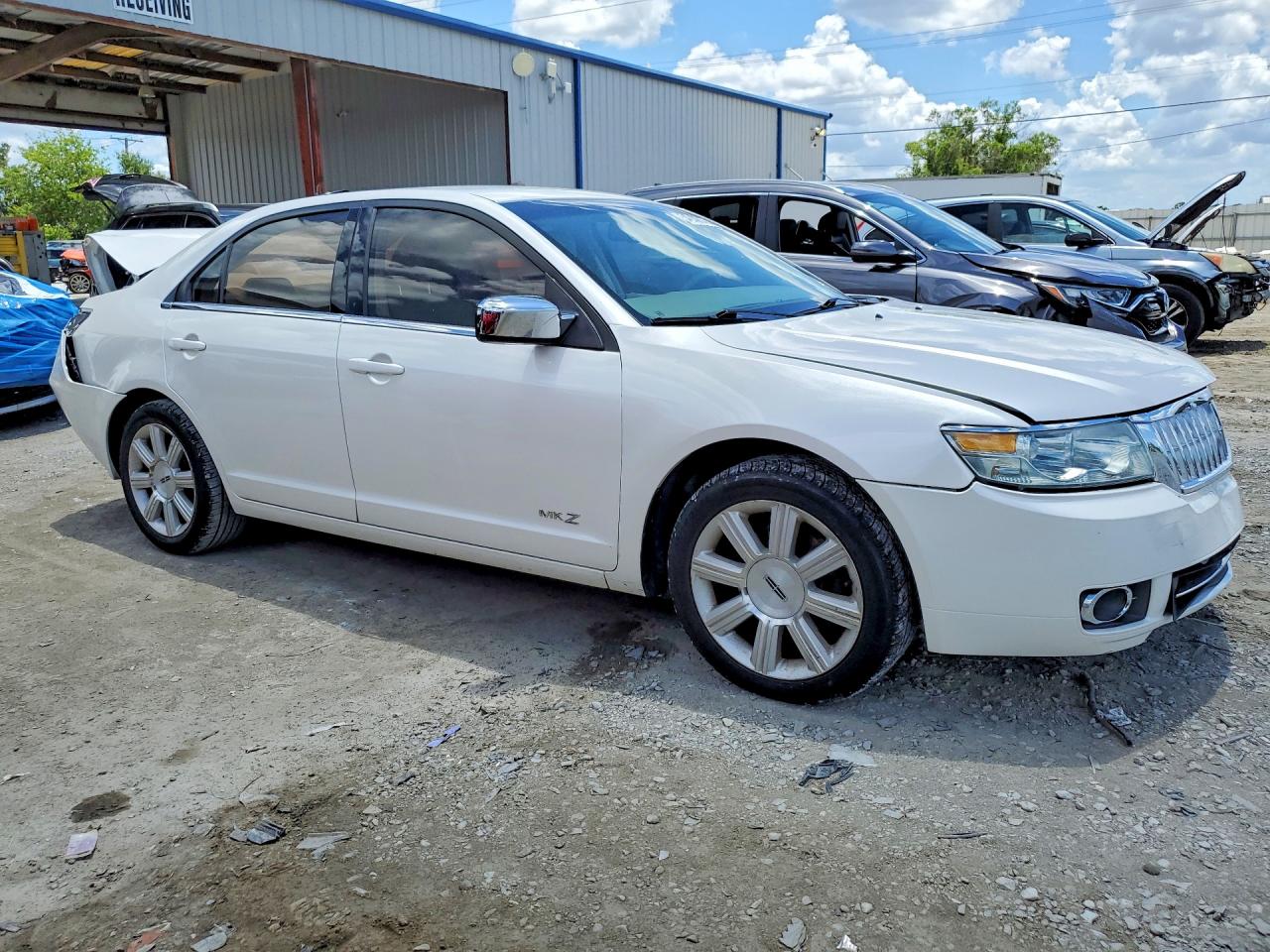 Lincoln MKZ