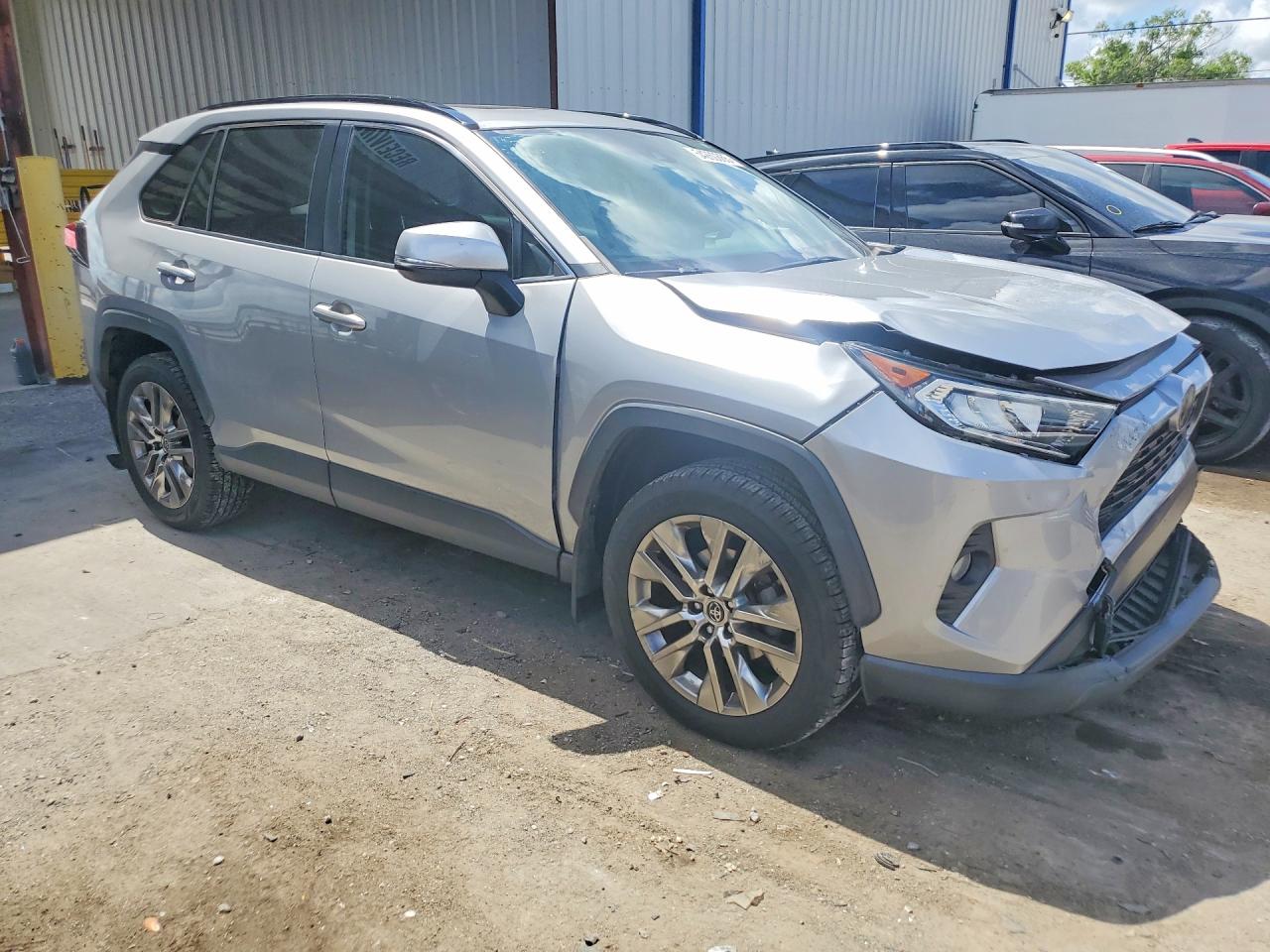 Toyota RAV4 Xle Premium