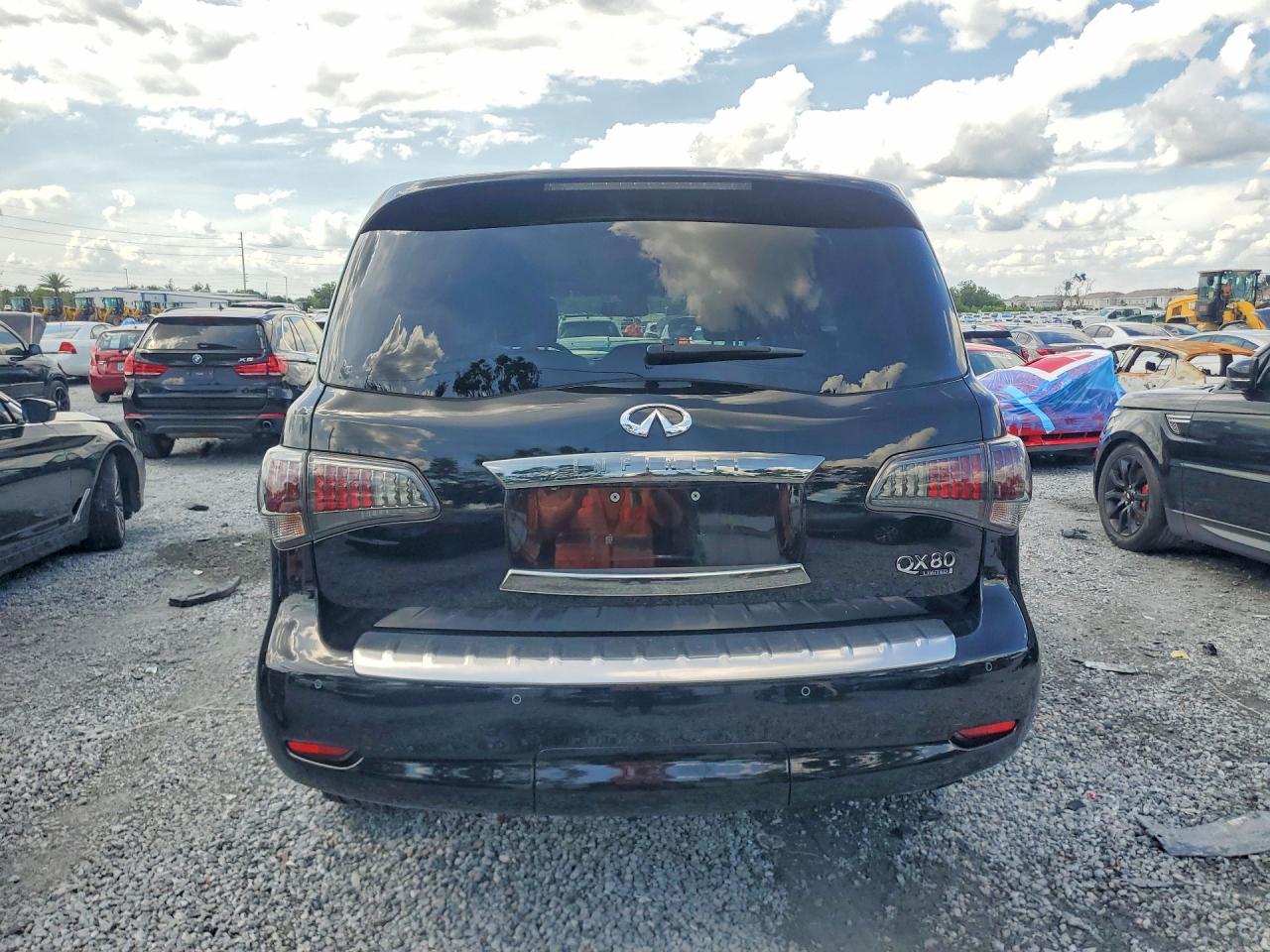 INFINITI Qx Base