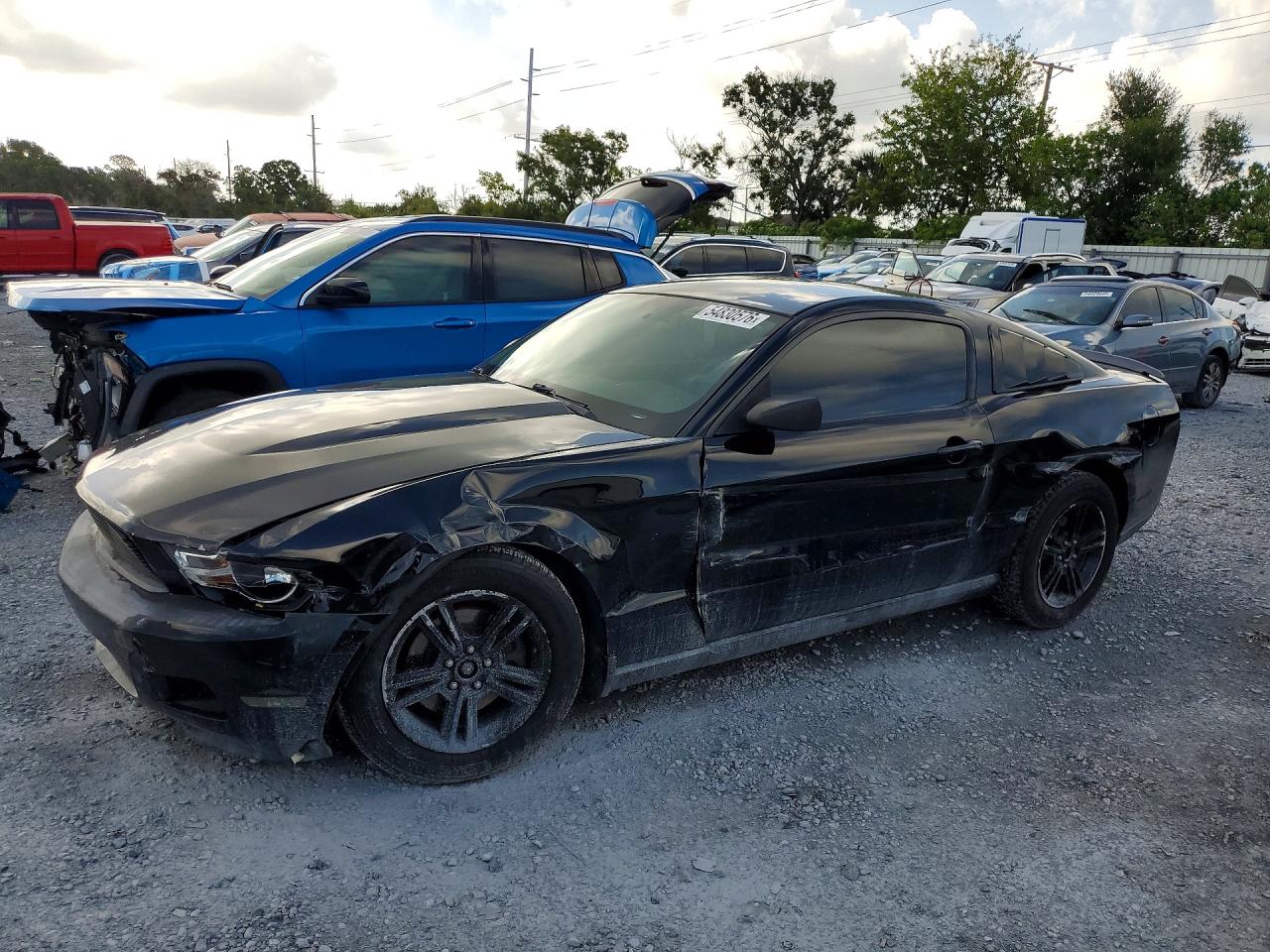 Salvage Ford Mustang Image